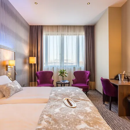 Admiral Hotel-3